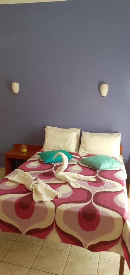 New Pantheon Hotel Kamena Vourla Luaran gambar
