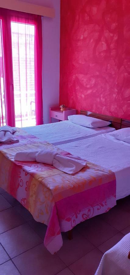 New Pantheon Hotel Kamena Vourla Luaran gambar